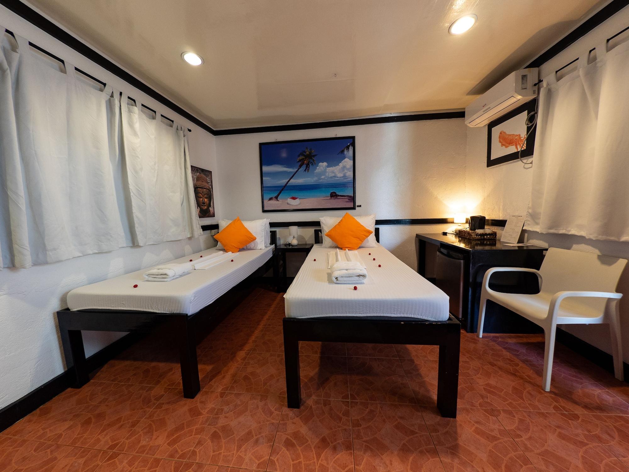 ホテル ヒッポキャンパス ビーチ リゾート マラパスクア島 エクステリア 写真